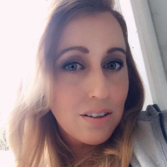 Meet your Posher, Melissa - Picture 1 of 1